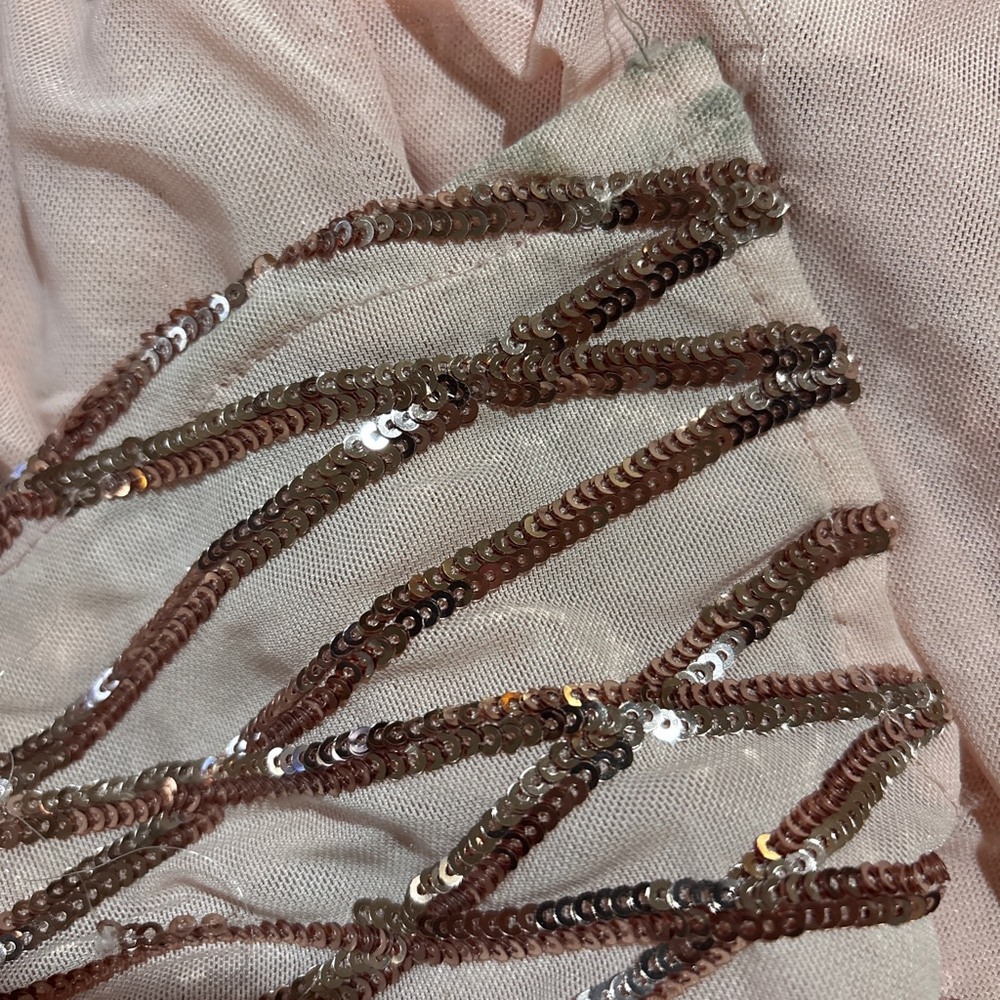 Women's Maniju Rose Gold Sequin Formal Gown, Elegant, 1X - Picture 15 of 15